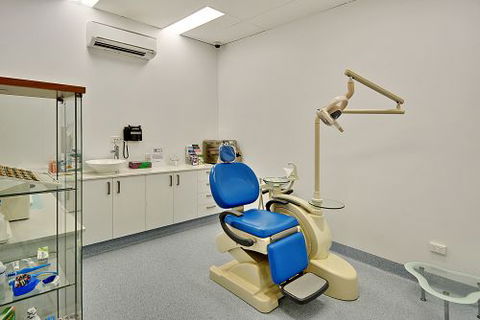 Advance Oral Denture Clinic - Dentists Australia 3