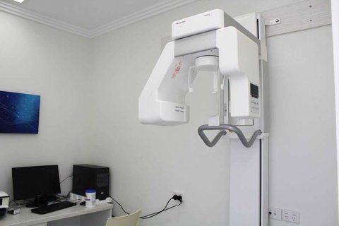 Deepwater Dental & Implant Centre - Dentists Australia 4