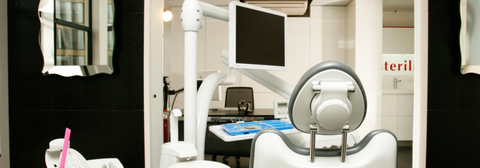 Chris Hart Prosthodontist - Dentists Australia 1